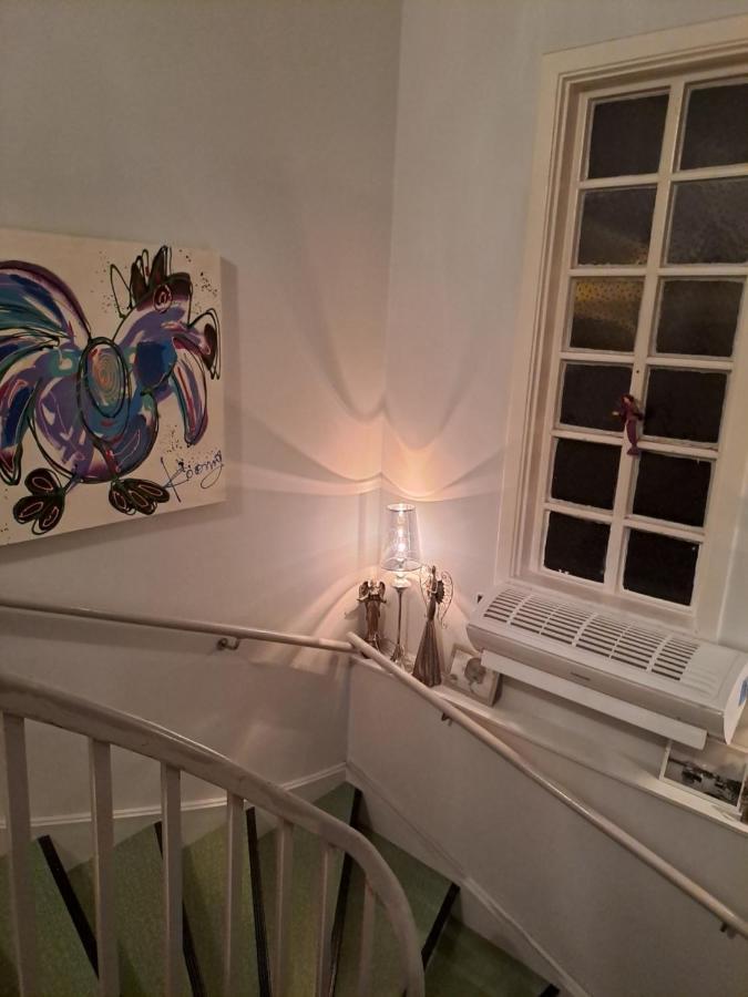 Kule Gule Huset Apartamento Svolvær Exterior foto