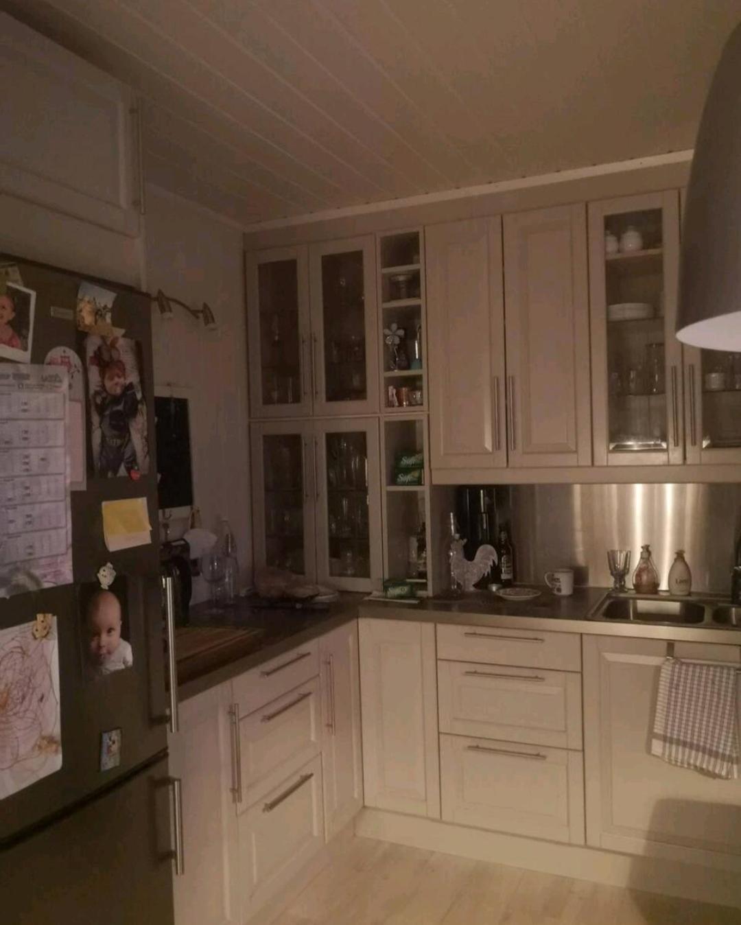 Kule Gule Huset Apartamento Svolvær Exterior foto
