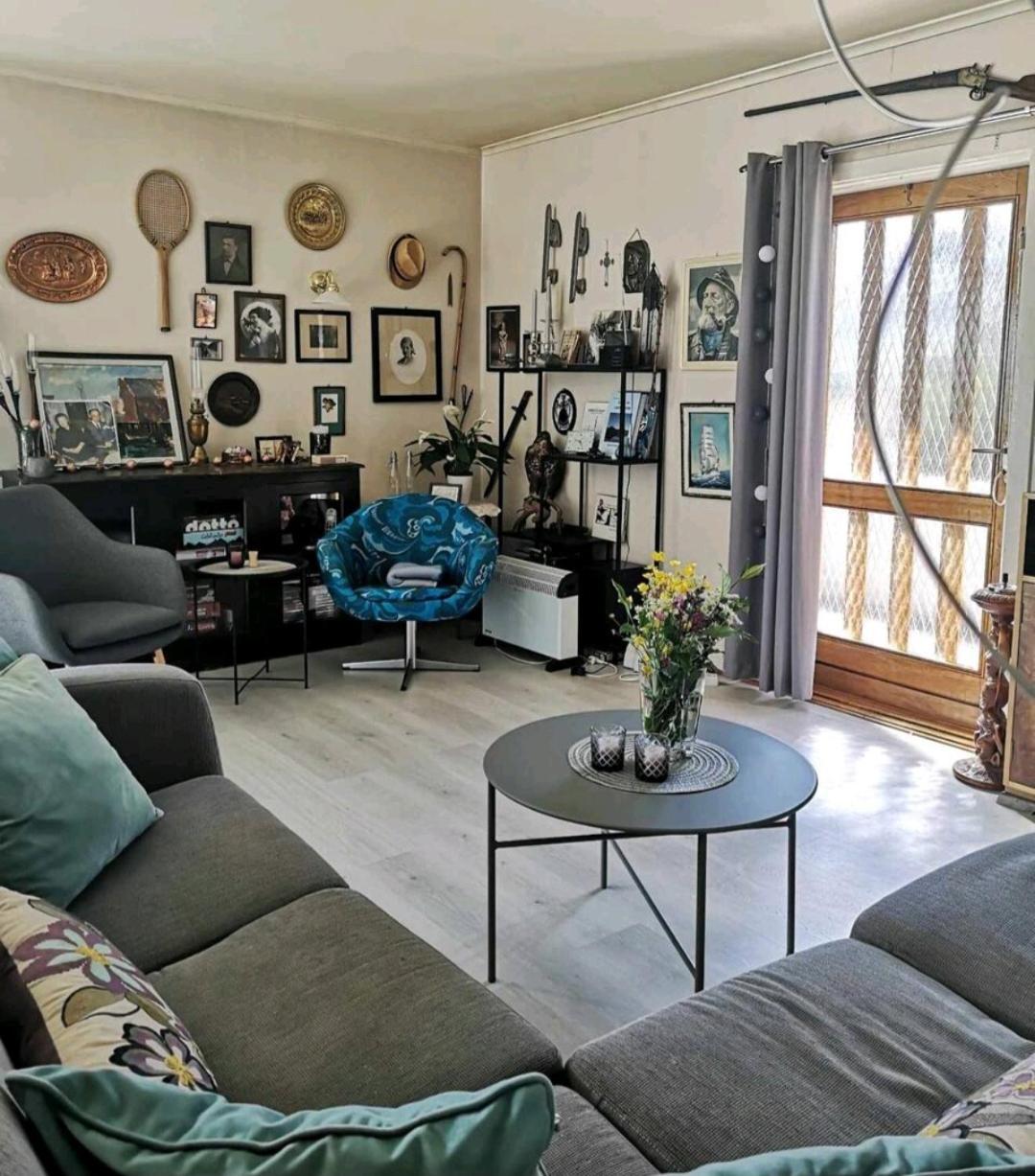 Kule Gule Huset Apartamento Svolvær Exterior foto